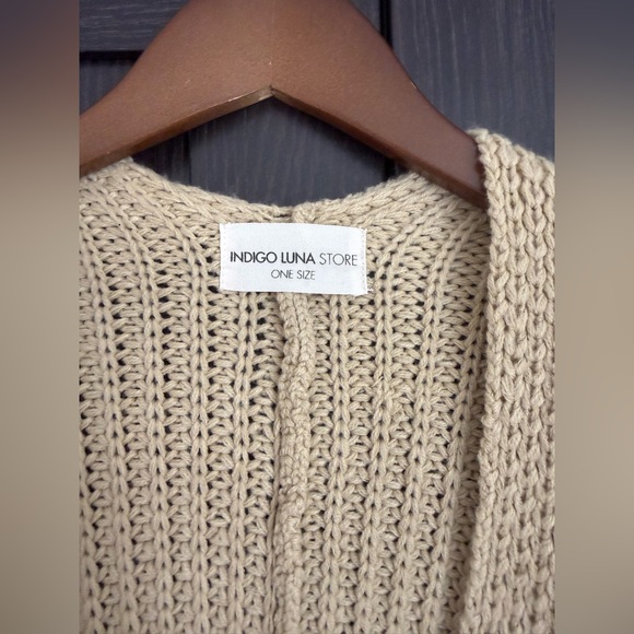 Indigo Luna - Tuula Poncho Almond - Picture 5 of 9